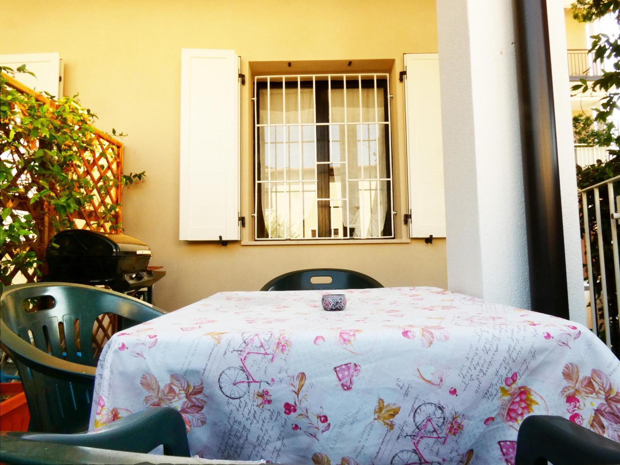 Casa Vacanze Sabrina Польпенацце-дель-Гарда Экстерьер фото